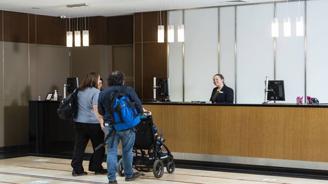 Crowne Plaza Canberra - Accommodation Rockhampton 3