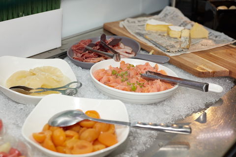 Crowne Plaza Canberra - Accommodation Rockhampton 12
