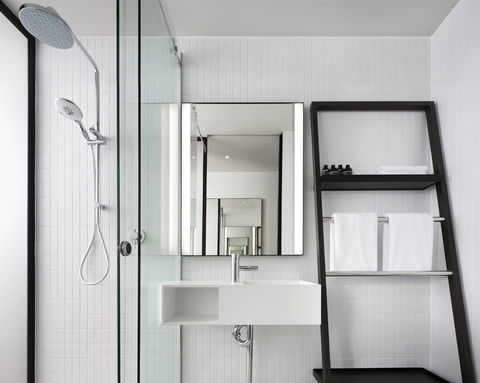 Little National Hotel - Accommodation Rockhampton 3