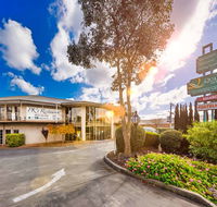 Quality Hotel Melbourne Airport - Accommodation Rockhampton