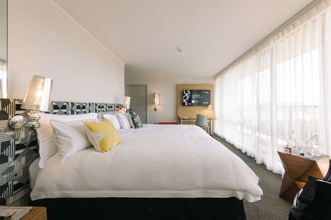 QT Canberra - Accommodation Rockhampton 6
