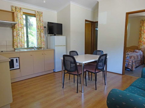 Adelaide Caravan Park - Accommodation Rockhampton 6