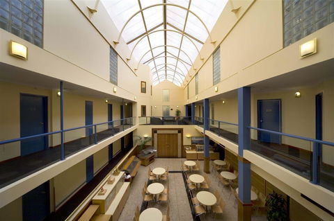 Capital Executive Apt Hotel Canberra - Accommodation Rockhampton 1