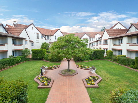 Mercure Canberra Hotel - Accommodation Rockhampton 2