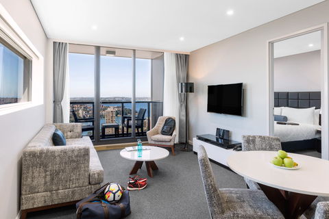 Meriton Serviced Apartments North Sydney - Accommodation Rockhampton 10