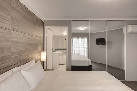 Adina Serviced Apartments James Court - Accommodation Rockhampton 10