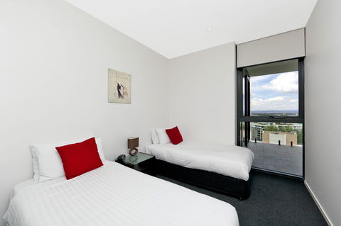 Astra Canberra Manhattan - Accommodation Rockhampton 9