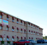 Arena Hotel - Accommodation Rockhampton