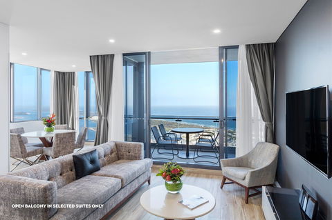Meriton Suites Southport - Accommodation Rockhampton 12