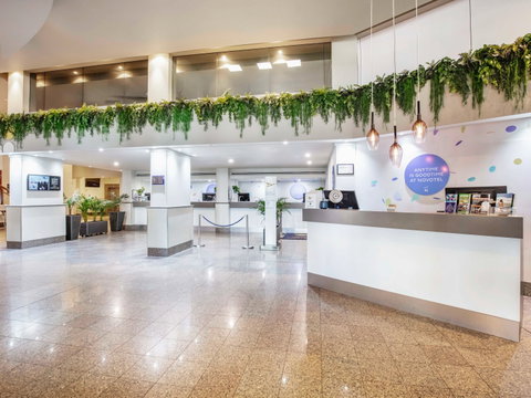 Novotel Surfers Paradise - Accommodation Rockhampton 12