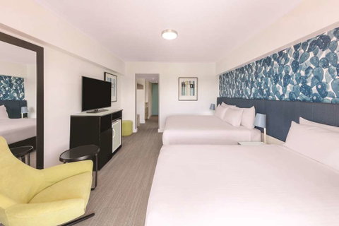 Vibe Hotel Gold Coast - Accommodation Rockhampton 4