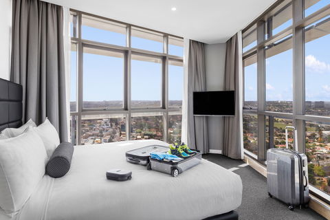 Meriton Suites Church Street, Parramatta - Accommodation Rockhampton 2