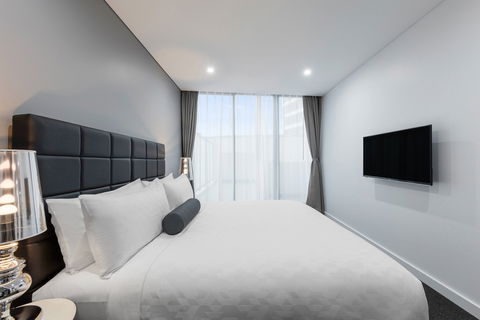 Meriton Suites Church Street, Parramatta - Accommodation Rockhampton 4
