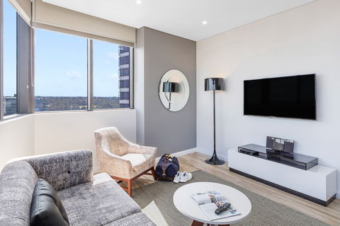 Meriton Suites Church Street, Parramatta - Accommodation Rockhampton 7