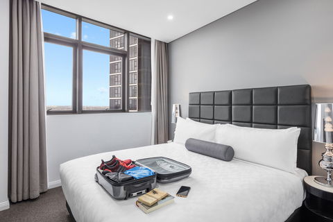 Meriton Suites Church Street, Parramatta - Accommodation Rockhampton 9