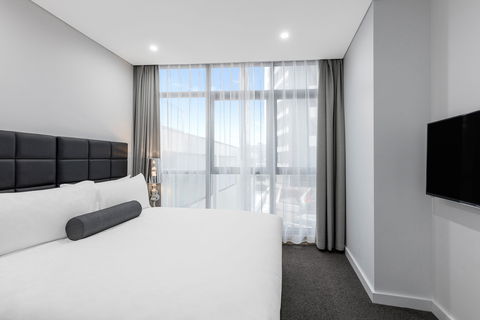 Meriton Suites Church Street, Parramatta - Accommodation Rockhampton 13