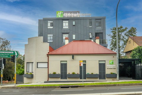 Holiday Inn Stes Parramatta Mar - Accommodation Rockhampton 1