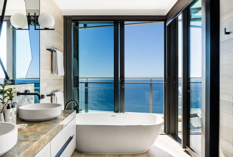 Langham, Gold Coast & Jewel Residences - Accommodation Rockhampton 5