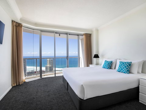 Mantra Towers of Chevron Surfers - Accommodation Rockhampton 9