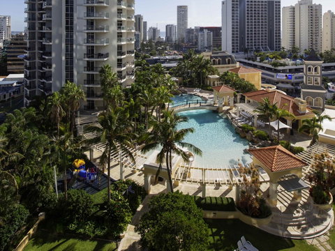 Mantra Towers of Chevron Surfers - Accommodation Rockhampton 14