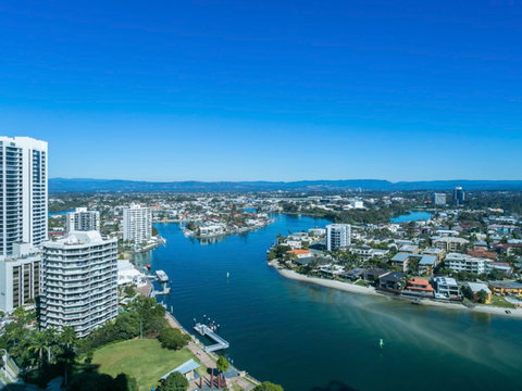 Mantra Towers of Chevron Surfers - Accommodation Rockhampton 15