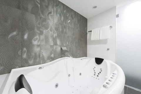 Avenue Hotel Canberra - Accommodation Rockhampton 3