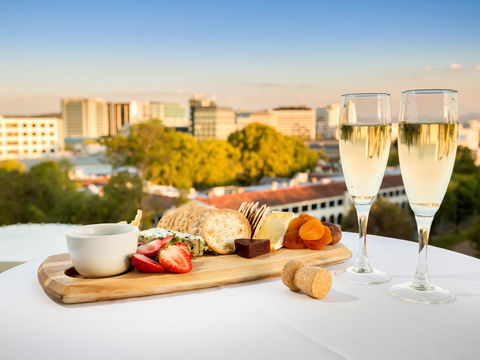 Novotel Canberra - Accommodation Rockhampton 2
