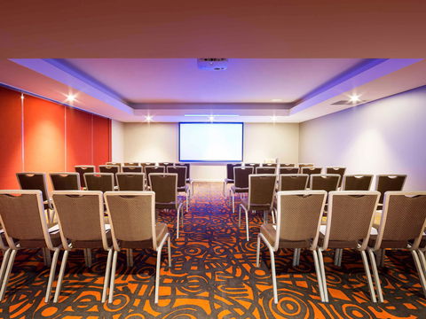 Novotel Canberra - Accommodation Rockhampton 7