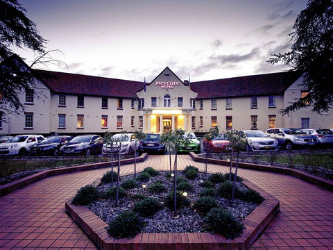 Mercure Canberra Hotel - Accommodation Rockhampton 0