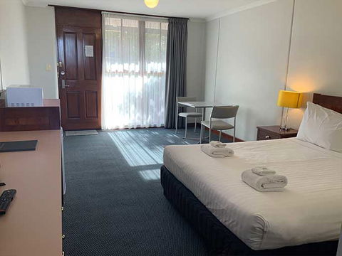 The Lightkeepers Inn - Accommodation Rockhampton 0