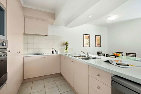 Comfort Apartments Royal Gardens - Accommodation Rockhampton 9