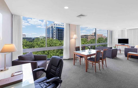 Park Regis Griffins Suites - Accommodation Rockhampton 7
