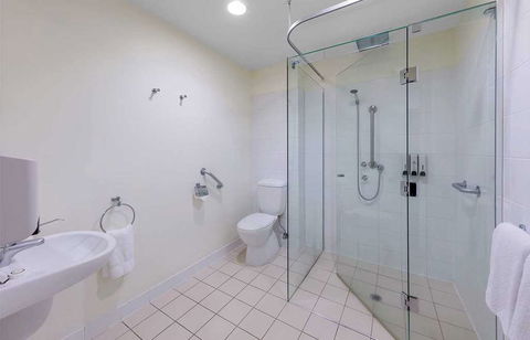 Park Regis Griffins Suites - Accommodation Rockhampton 16
