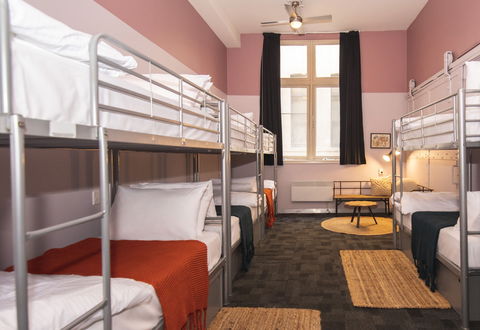 United Backpackers - Accommodation Rockhampton 9