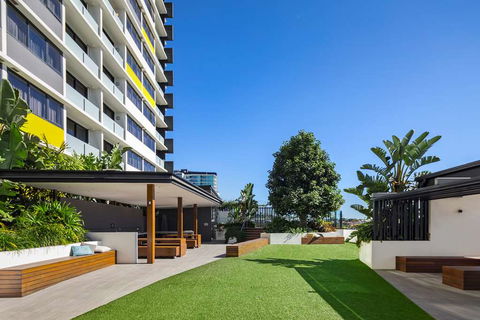 Alcyone Hotel Residences - Accommodation Rockhampton 3