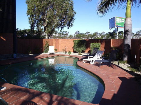 Kingsford Smith Motel - Accommodation Rockhampton 8