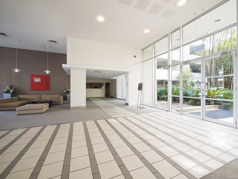 Oaks Mews - Accommodation Rockhampton 1