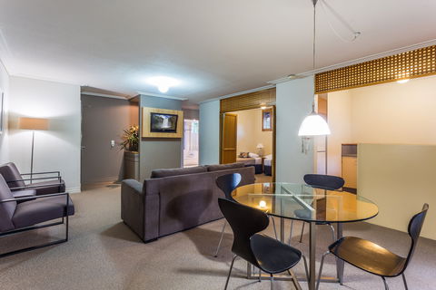 The Airport International Motel - Accommodation Rockhampton 6