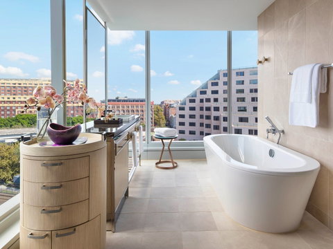 Sofitel Sydney Darling Harbour - Accommodation Rockhampton 3