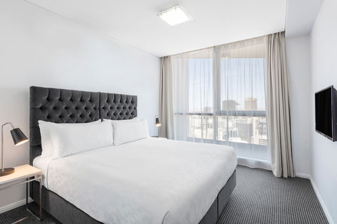 Meriton Suites Campbell Street - Accommodation Rockhampton 13