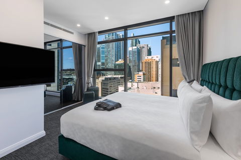 Meriton Suites Sussex Street, Sydney - Accommodation Rockhampton 0