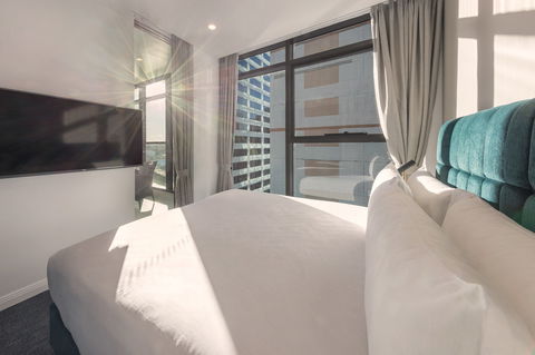 Meriton Suites Sussex Street, Sydney - Accommodation Rockhampton 12