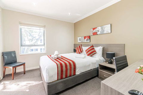 Best Western Plus Camperdown Suites - Accommodation Rockhampton 4