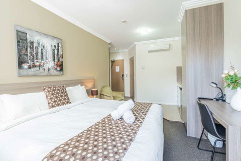 Best Western Plus Camperdown Suites - Accommodation Rockhampton 15