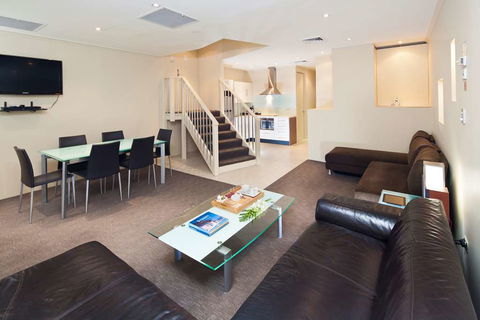 Best Western Plus Hotel Stellar - Accommodation Rockhampton 9