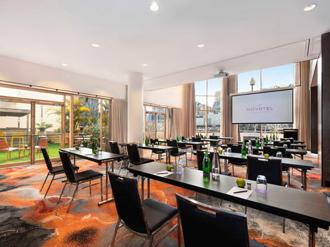Novotel Sydney On Darling Harbour - Accommodation Rockhampton 7