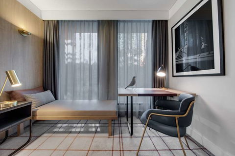 Vibe Hotel Sydney Darling Harbour - Accommodation Rockhampton 4