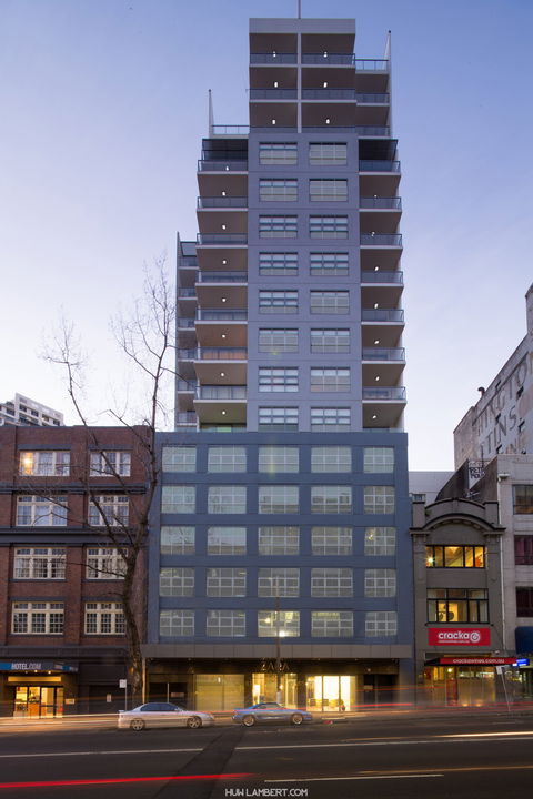 Zara Tower Serviced Apartments - Accommodation Rockhampton 0