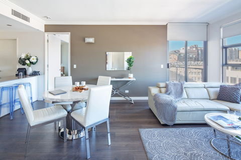 Zara Tower Serviced Apartments - Accommodation Rockhampton 12