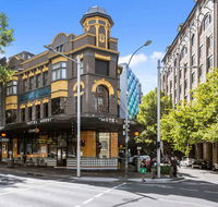 Hotel Harry an Ascend Hotel - Accommodation Rockhampton